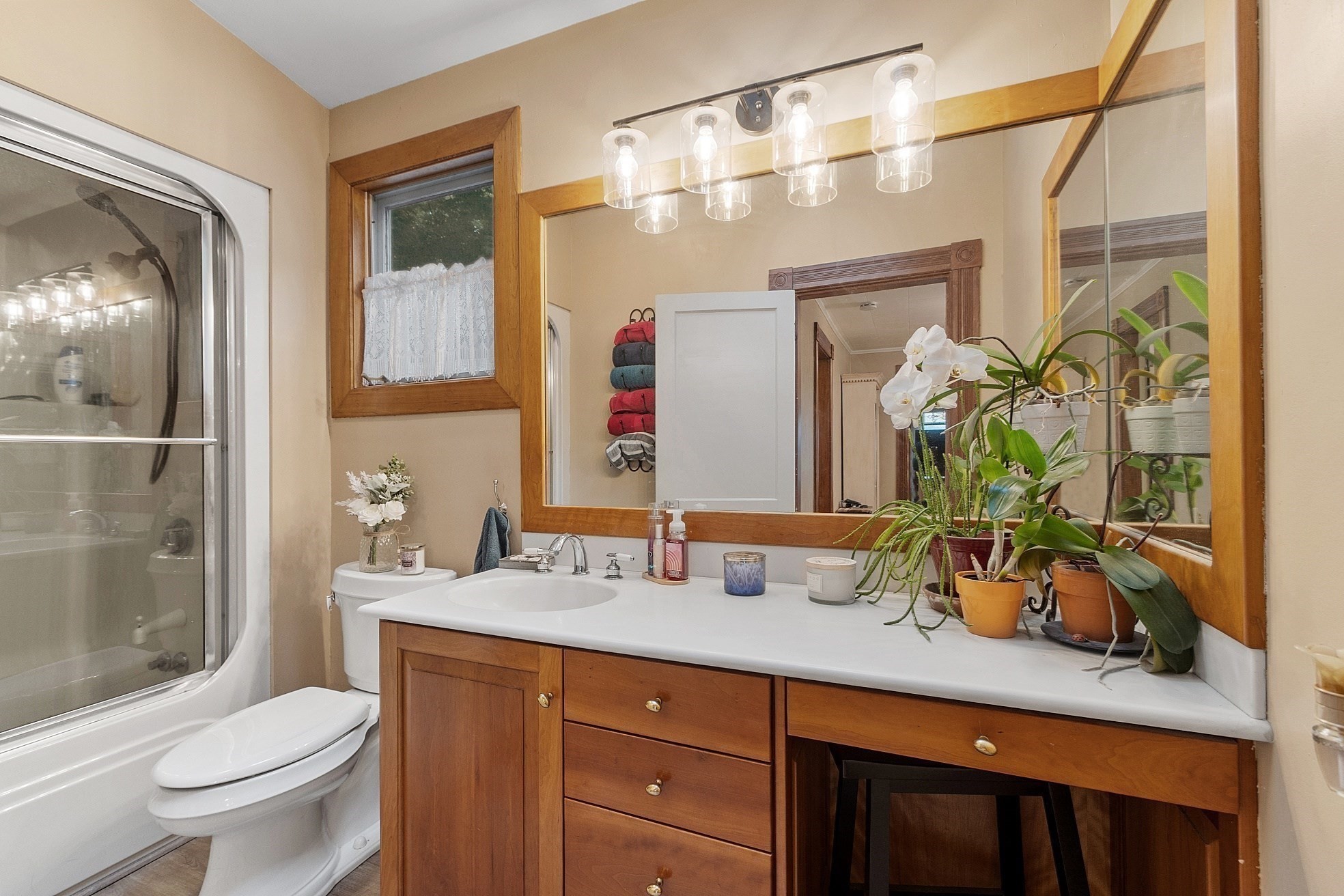 9 Pleasant St, Lunenburg, MA 01462 - Image 14