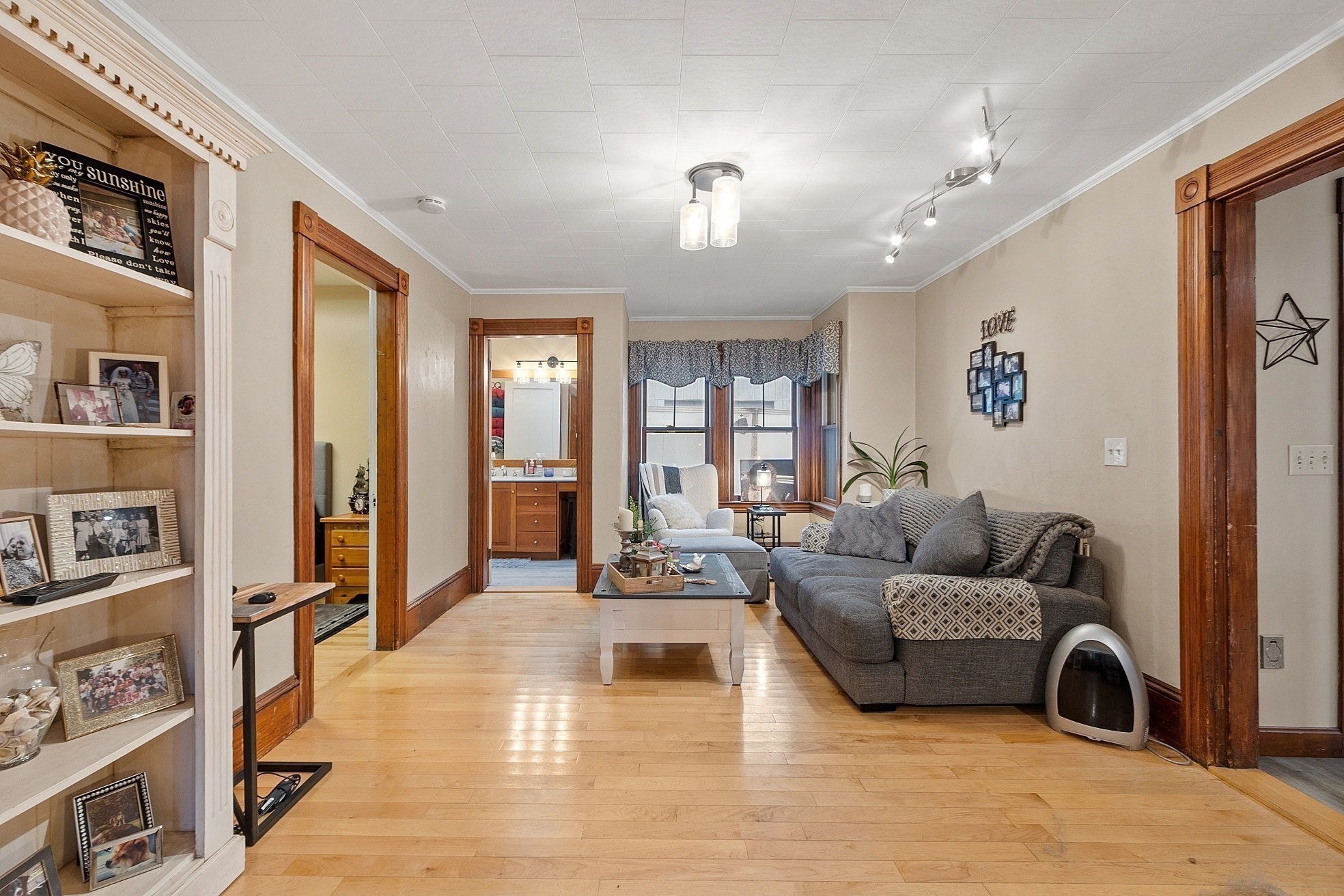 9 Pleasant St, Lunenburg, MA 01462 - Image 10