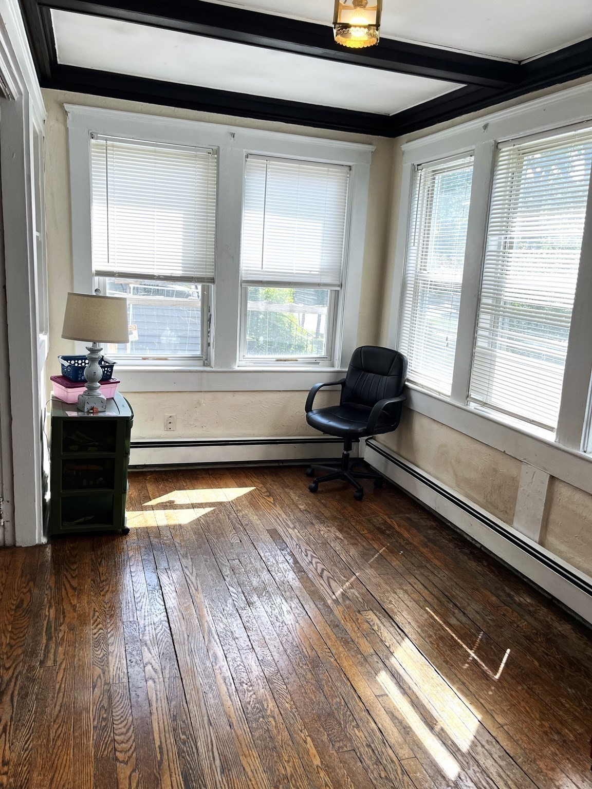 somerville - #73397924