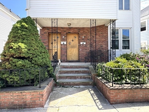 26 Frederick Ave, Apt 2