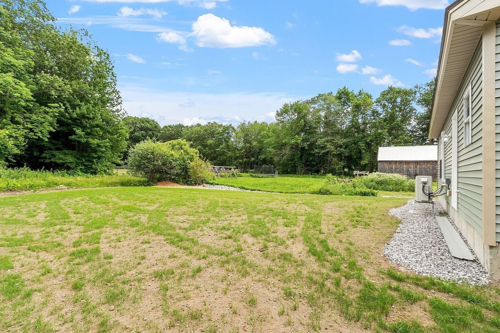 572 Pleasant St, Athol, MA 01331 - Image 32