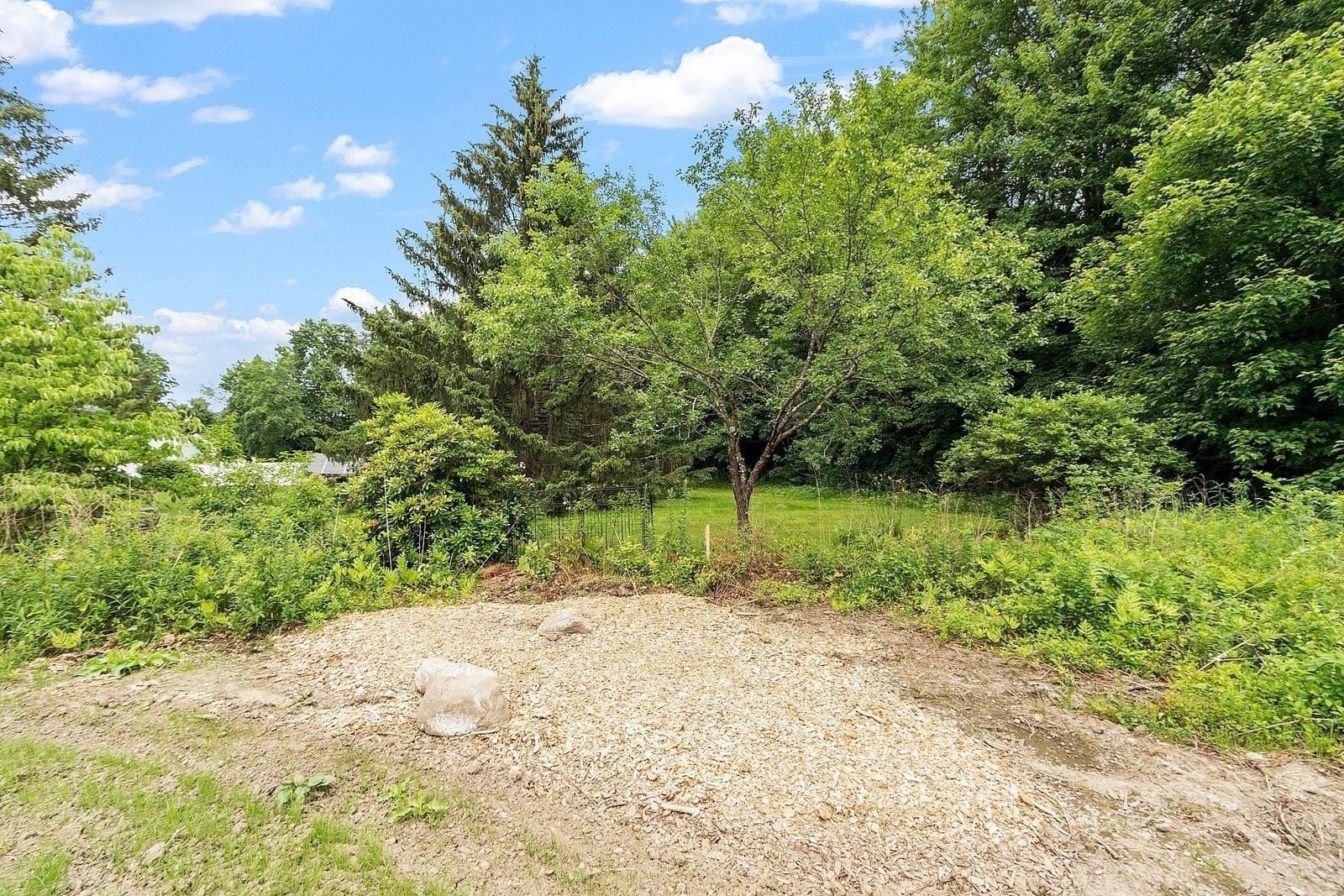 572 Pleasant St, Athol, MA 01331 - Image 33