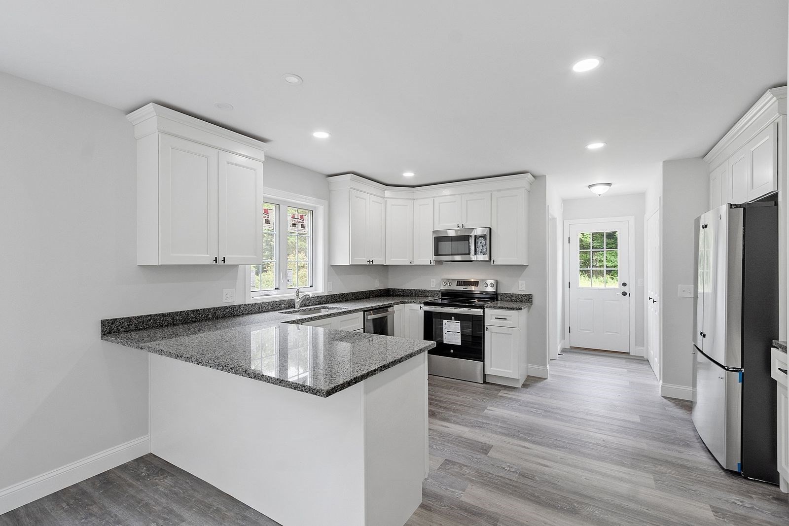 572 Pleasant St, Athol, MA 01331 - Image 5