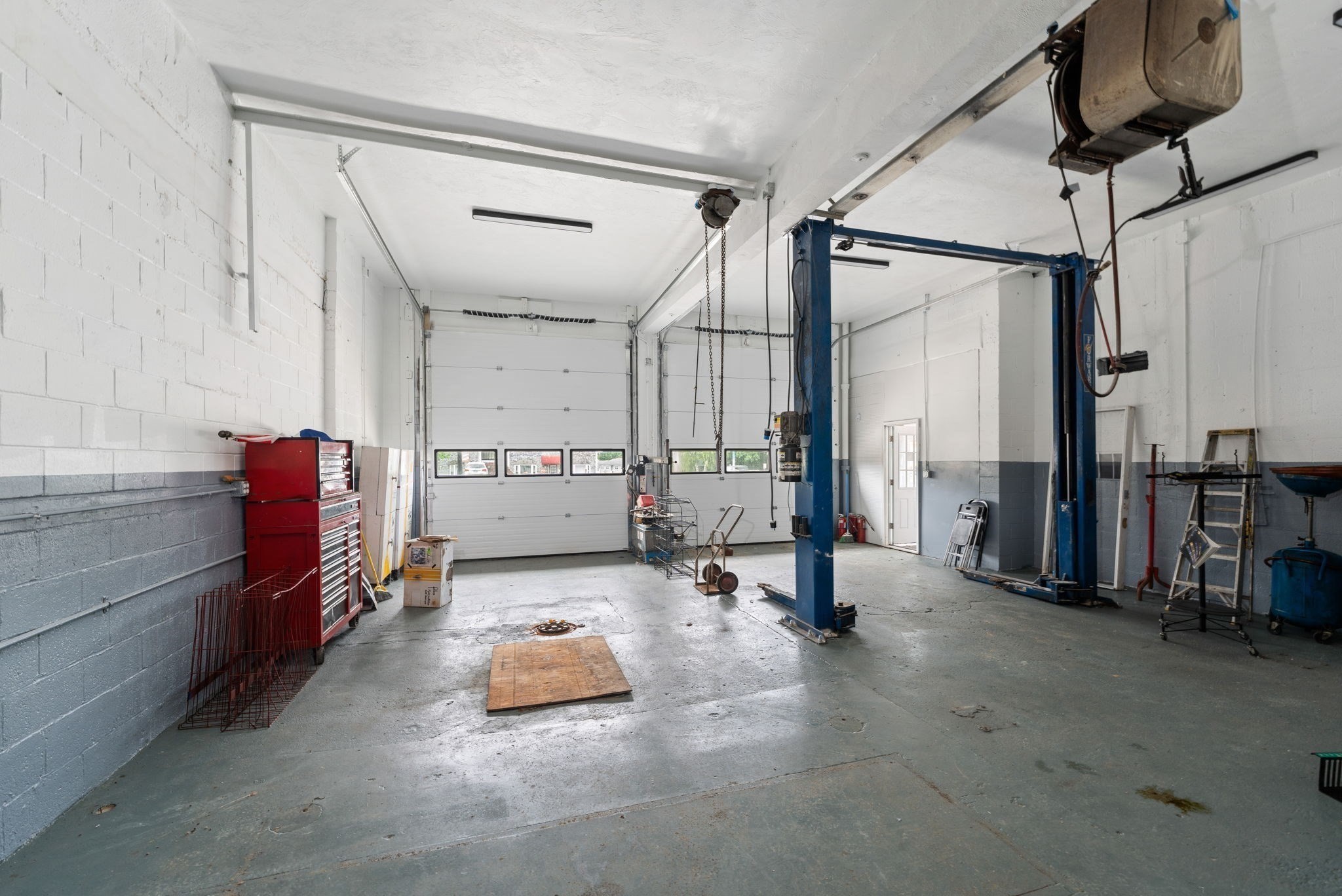 2147 Acushnet Ave, New Bedford, MA 02745 - Image 9