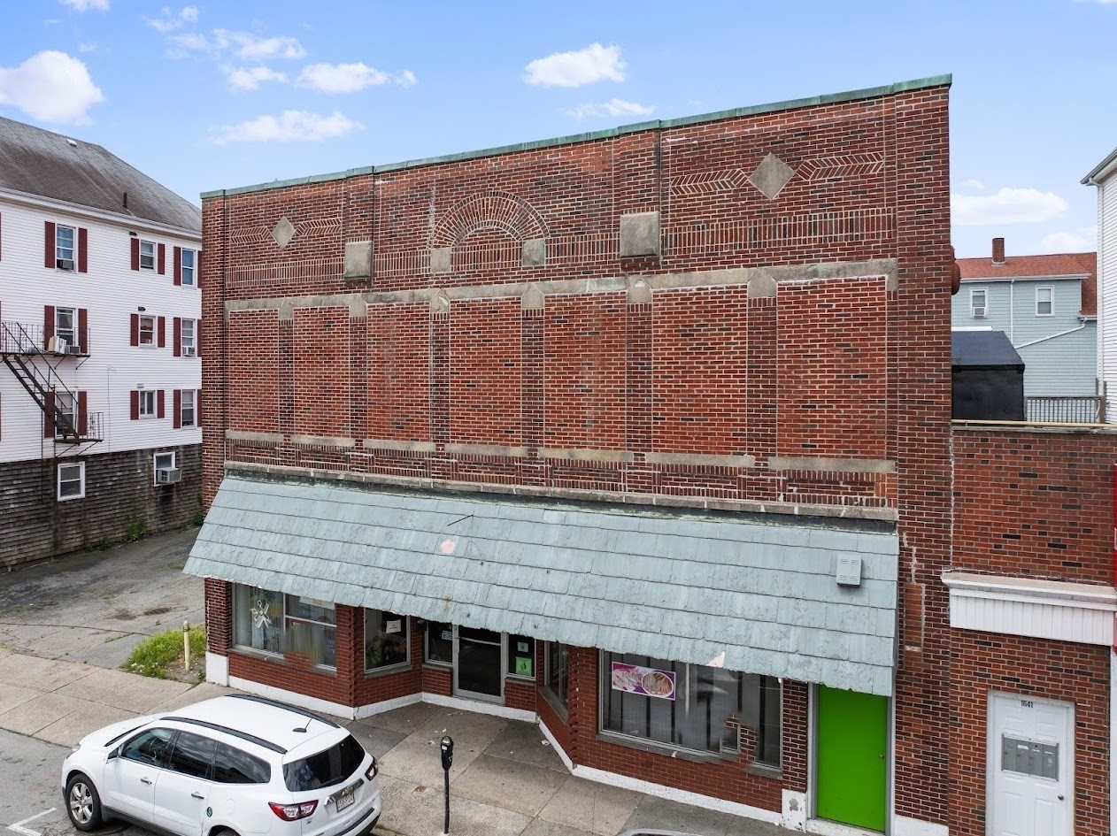 1637 Acushnet Ave, New Bedford, MA 02746 - Image 2