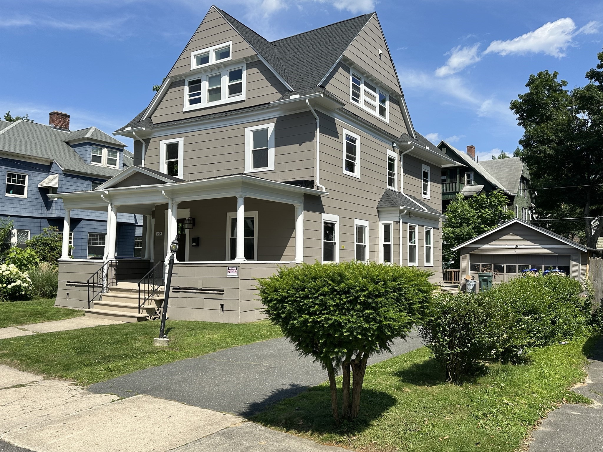 21 Mountainview Street, Springfield, MA 01108