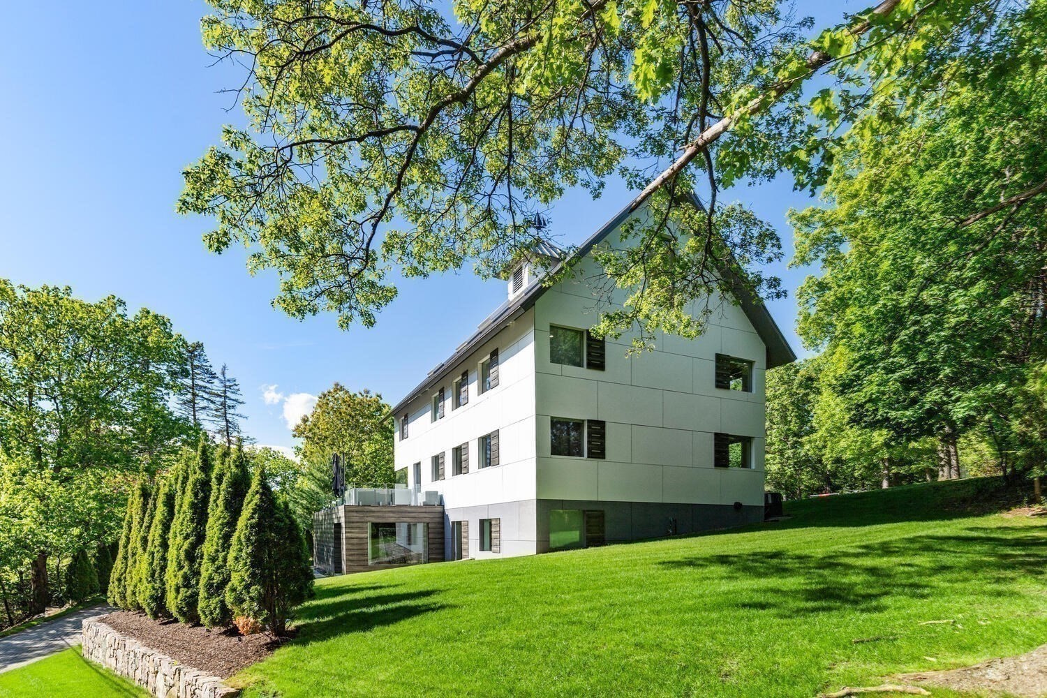lexington - #73398664