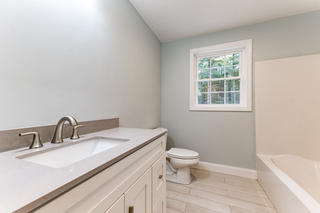 15 Cross Road, Rochester, MA 02770 - Image 8