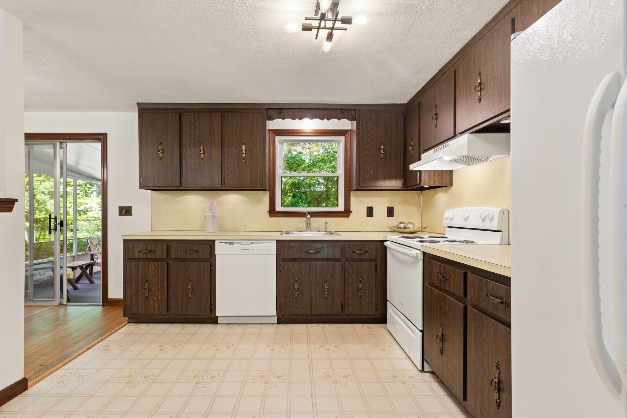brockton - #73399610