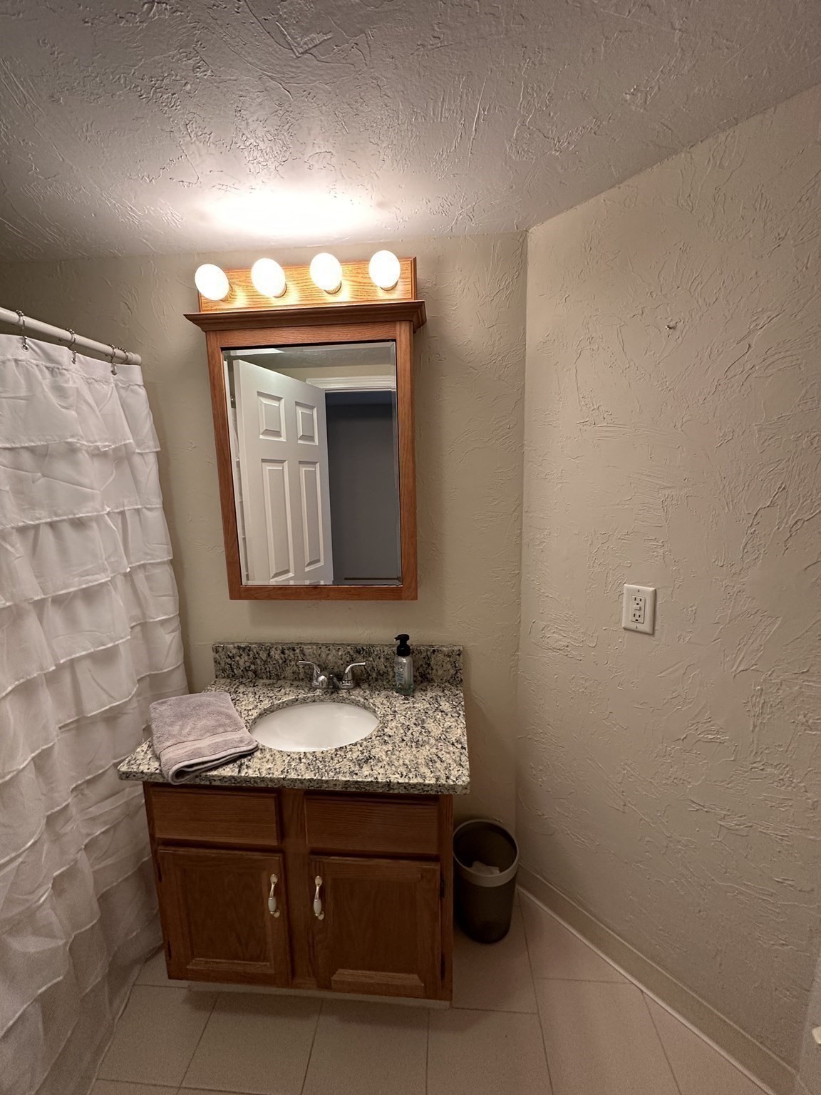 ashland - #73399924