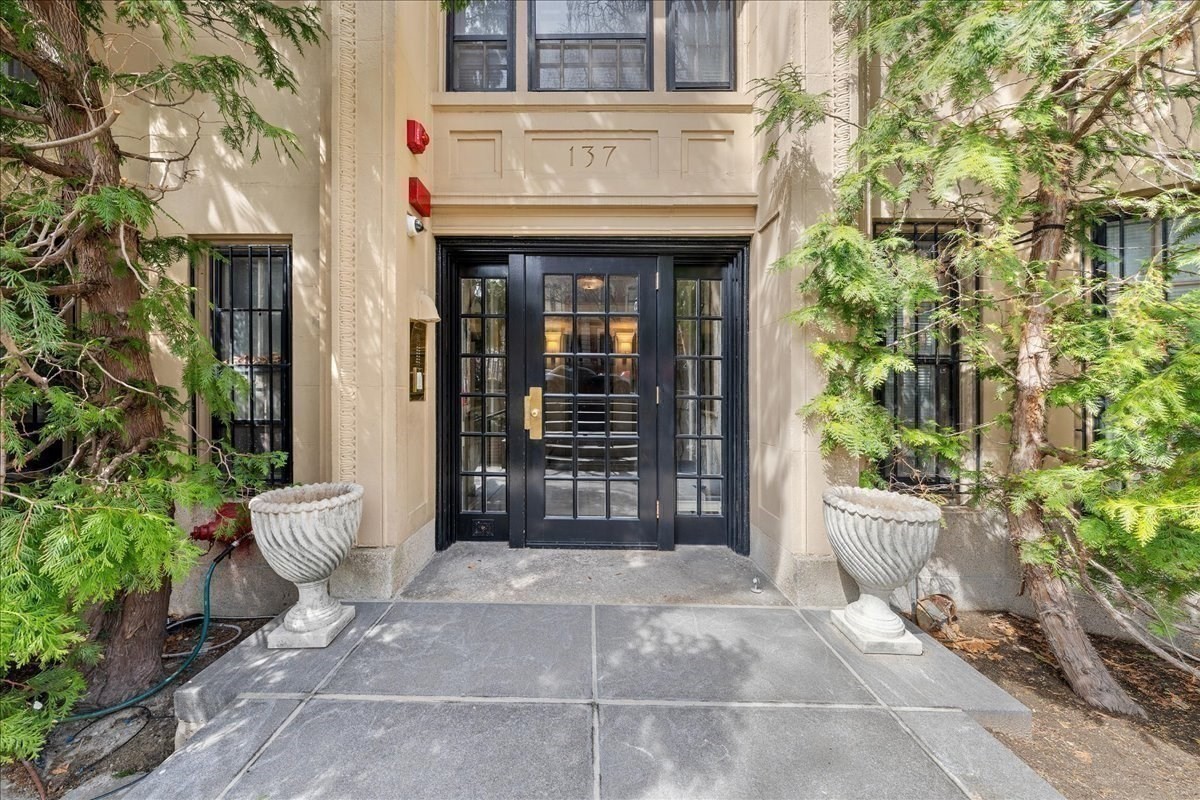 back-bay - #73400058