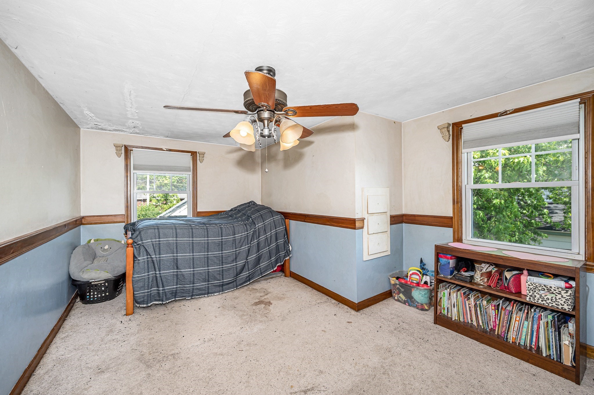 lowell - #73400069