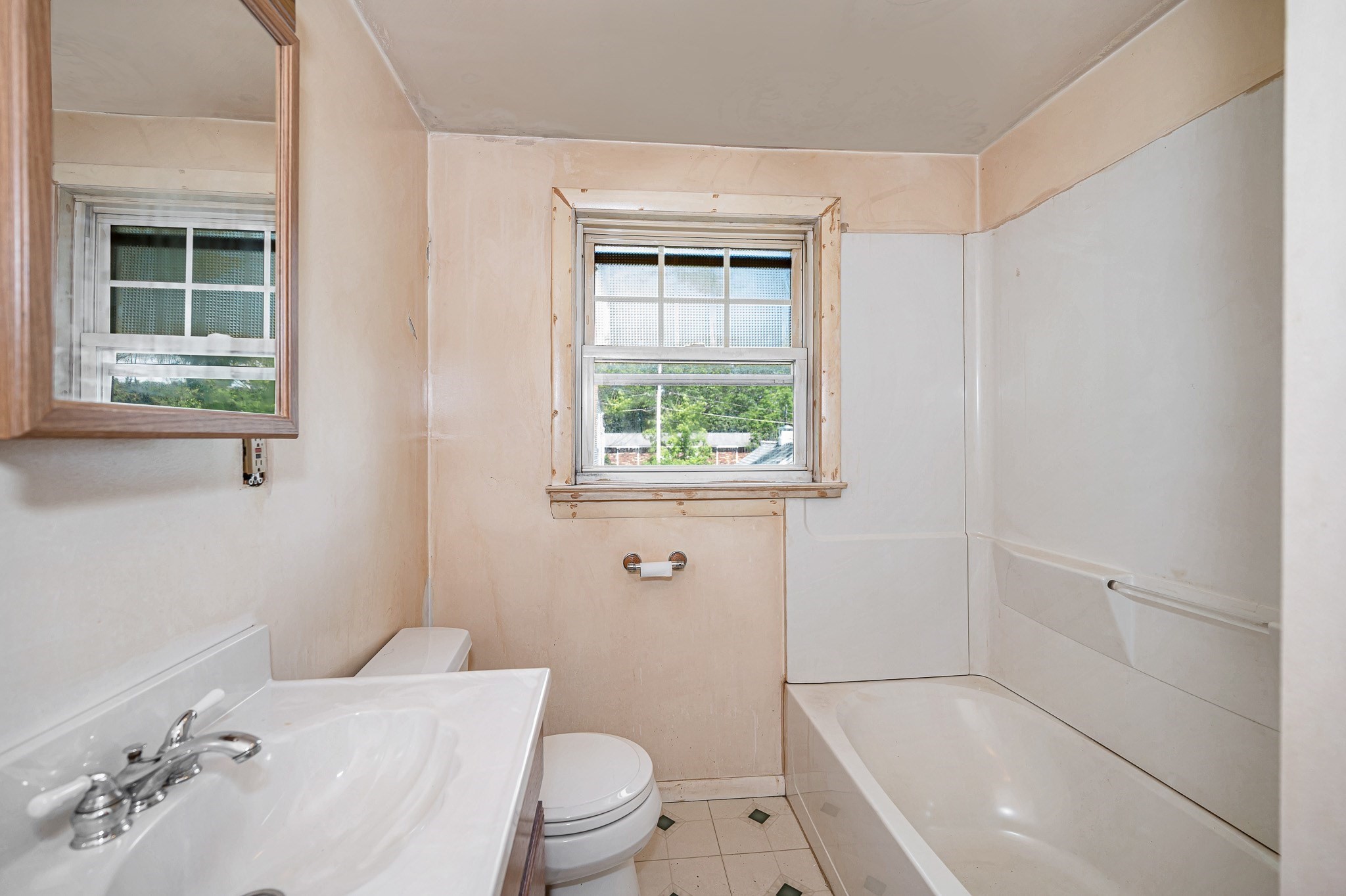 lowell - #73400069