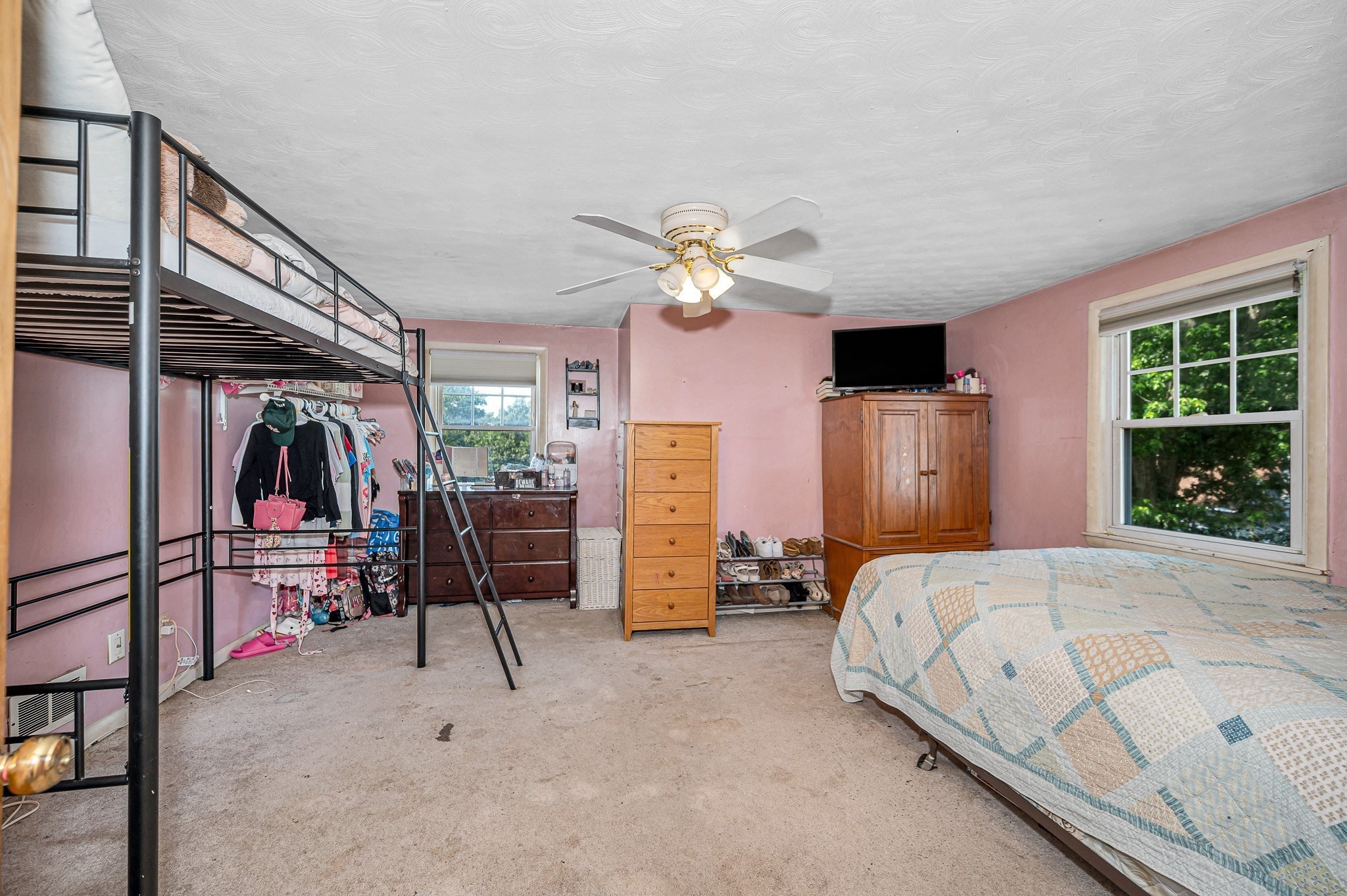 lowell - #73400069