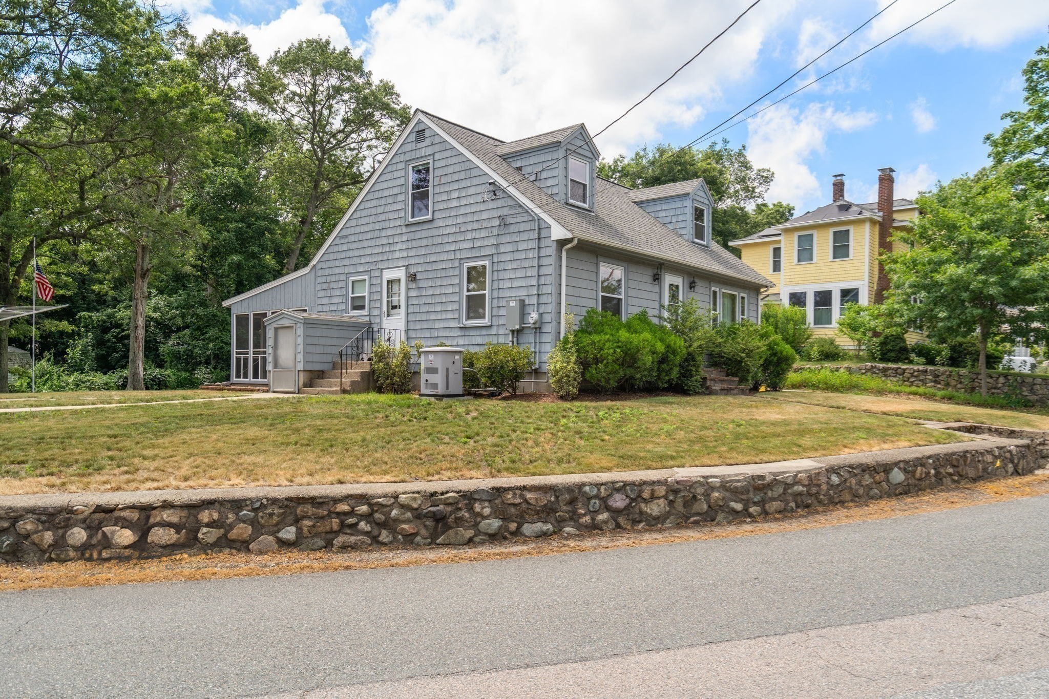 stoughton - #73400079