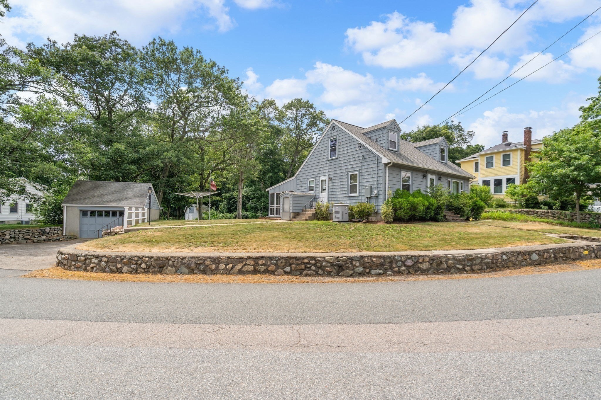 stoughton - #73400079