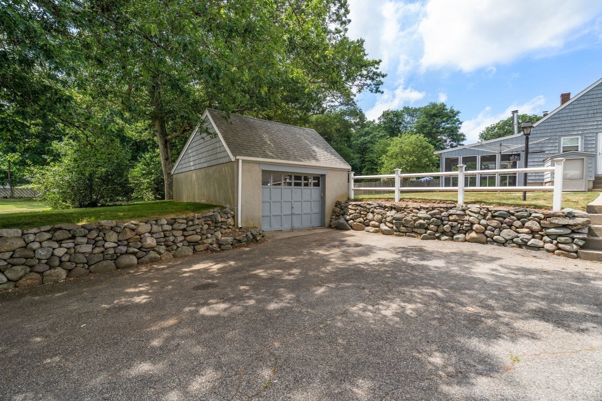 stoughton - #73400079
