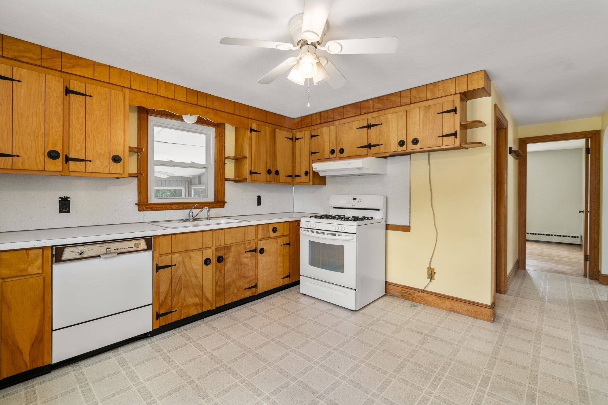 stoughton - #73400079