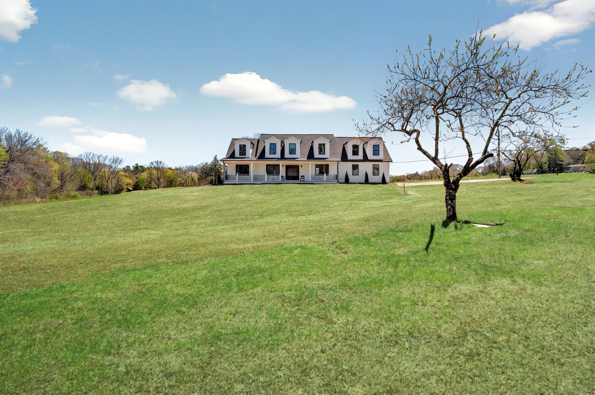 2 Winsor Road, Scituate, RI 02857