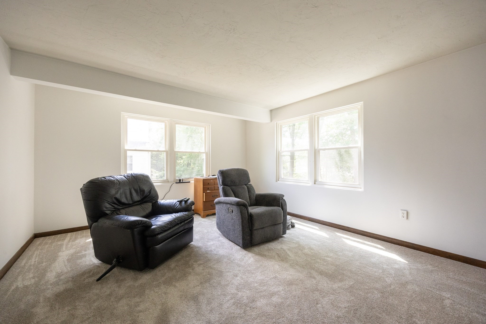 attleboro - #73400449