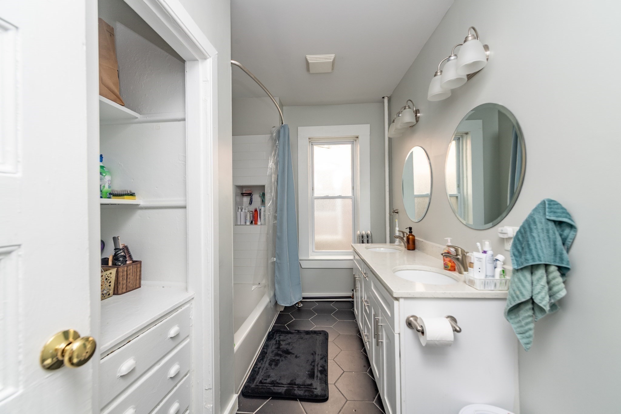 brookline - #73400452