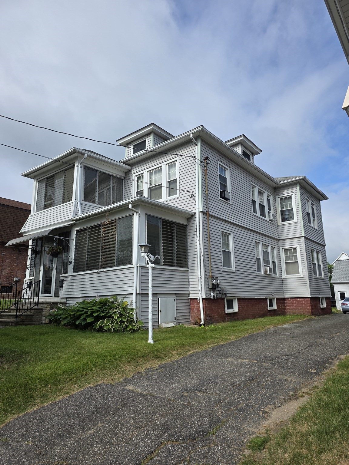 chicopee - #73400597