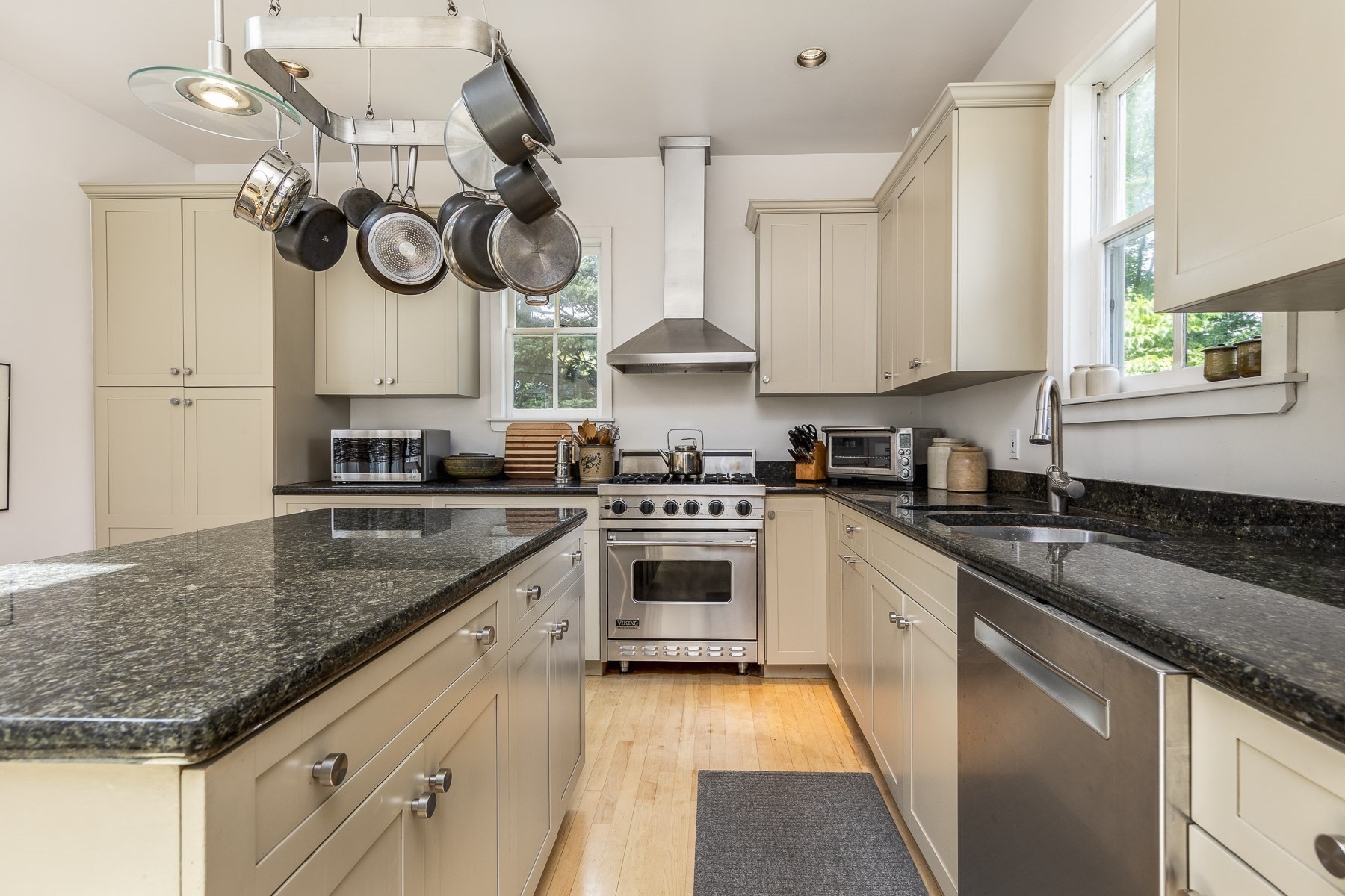 marblehead - #73400703
