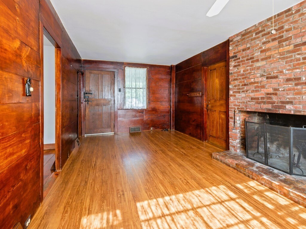 19 Main St, Brimfield, MA 01010 - Image 17