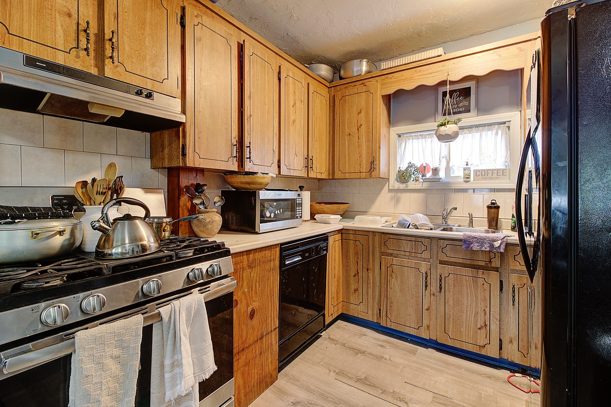 37 Taylor Ave, Brockton, MA 02302 - Image 17