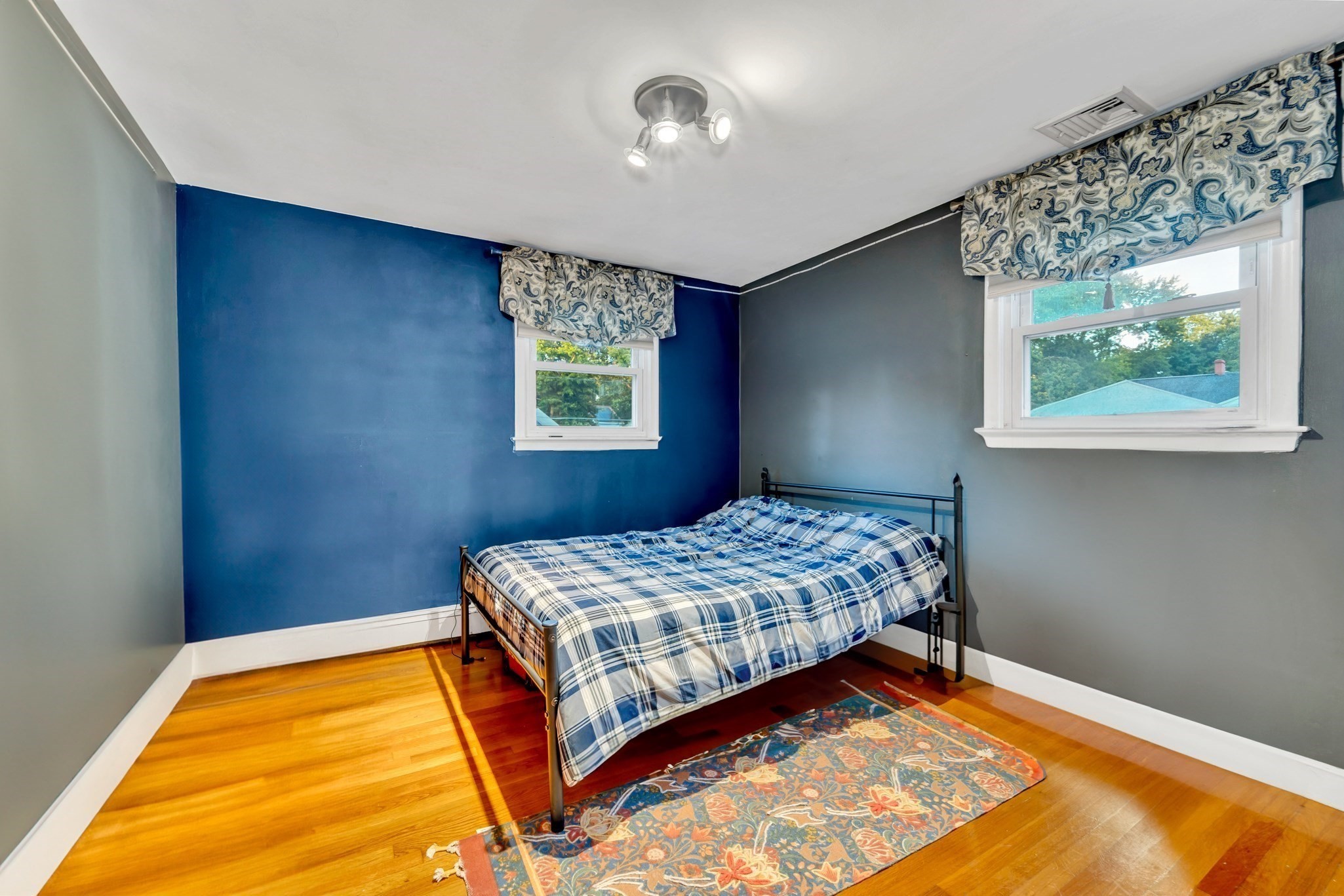 brockton - #73400917
