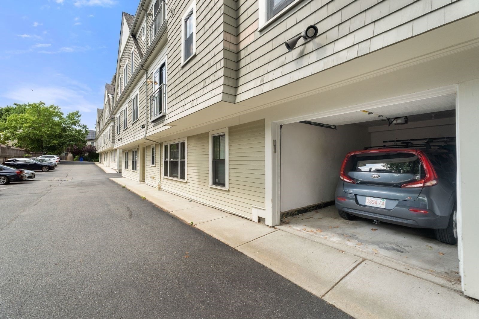 jamaica-plain - #73401122