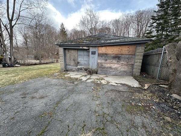 242 Wahconah St, Pittsfield, MA 01201 - Image 11