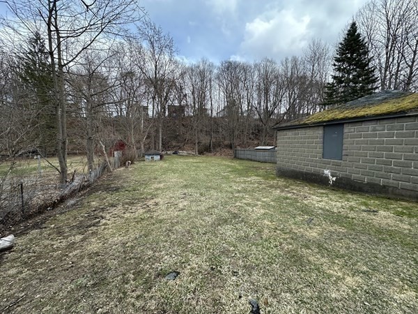 242 Wahconah St, Pittsfield, MA 01201 - Image 12
