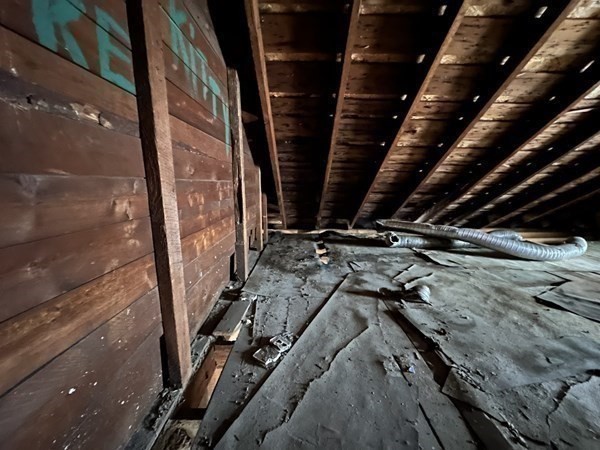 242 Wahconah St, Pittsfield, MA 01201 - Image 9