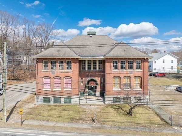 40 Pecks Rd, Pittsfield, MA 01201 - Image 1