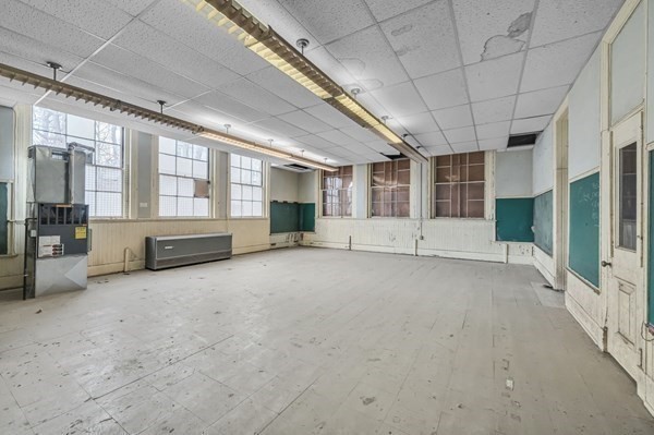 40 Pecks Rd, Pittsfield, MA 01201 - Image 21