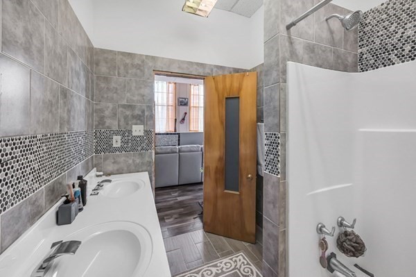 40 Pecks Rd, Pittsfield, MA 01201 - Image 34