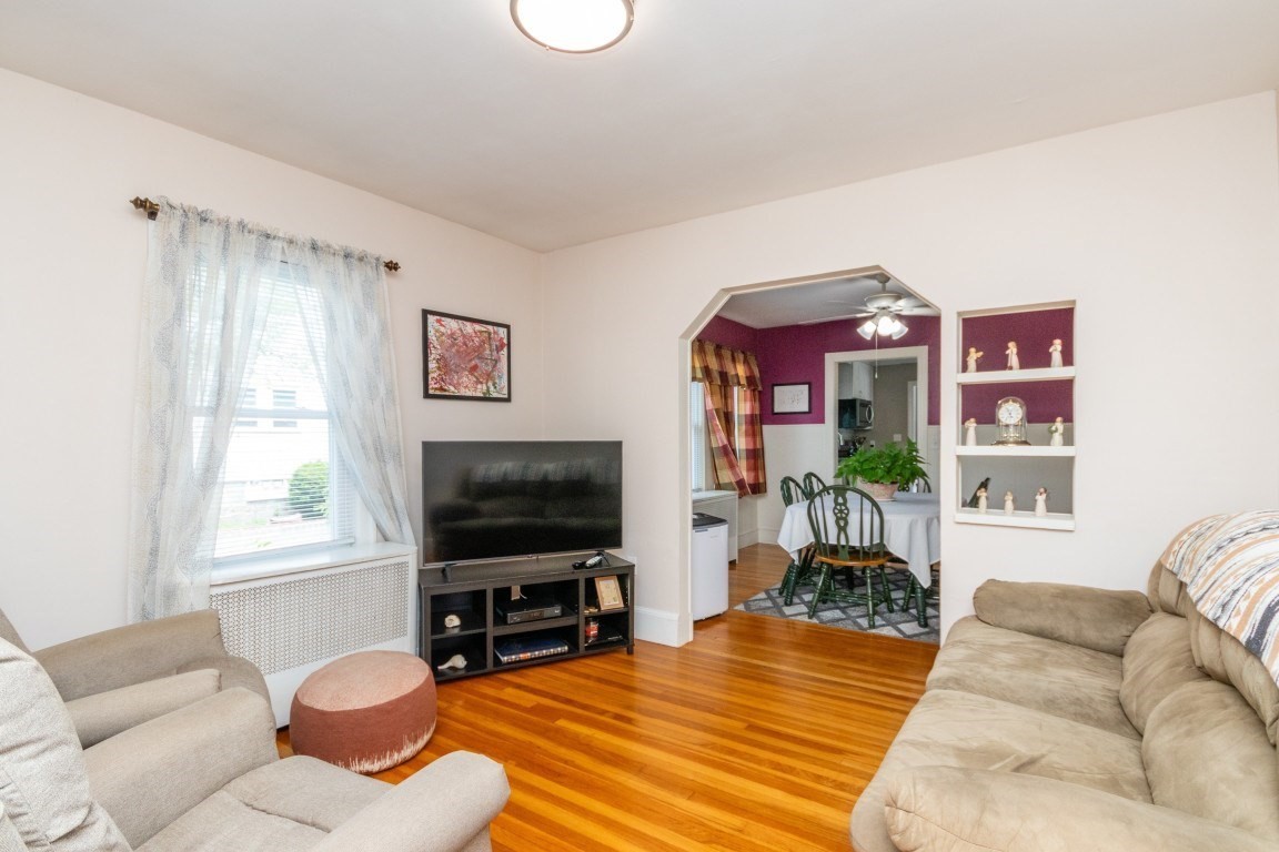 west-roxbury - #73401429