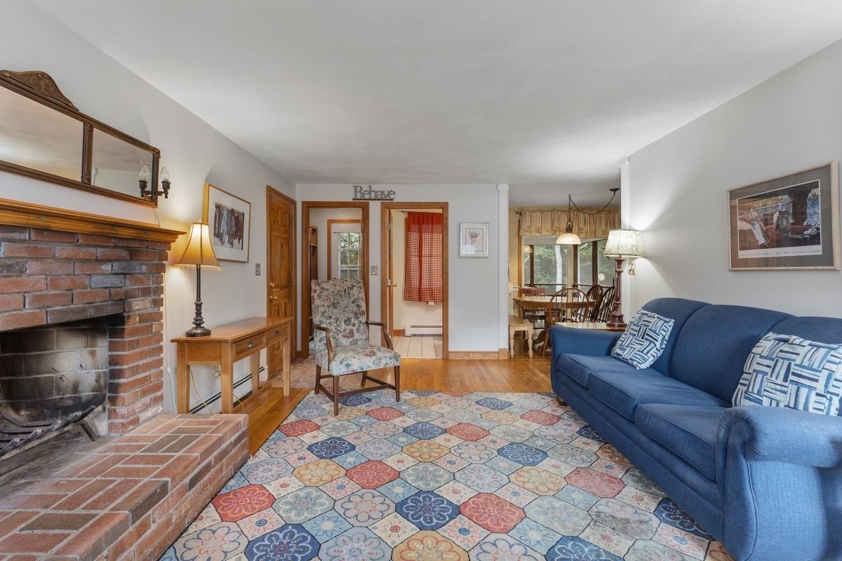 walpole - #73401453