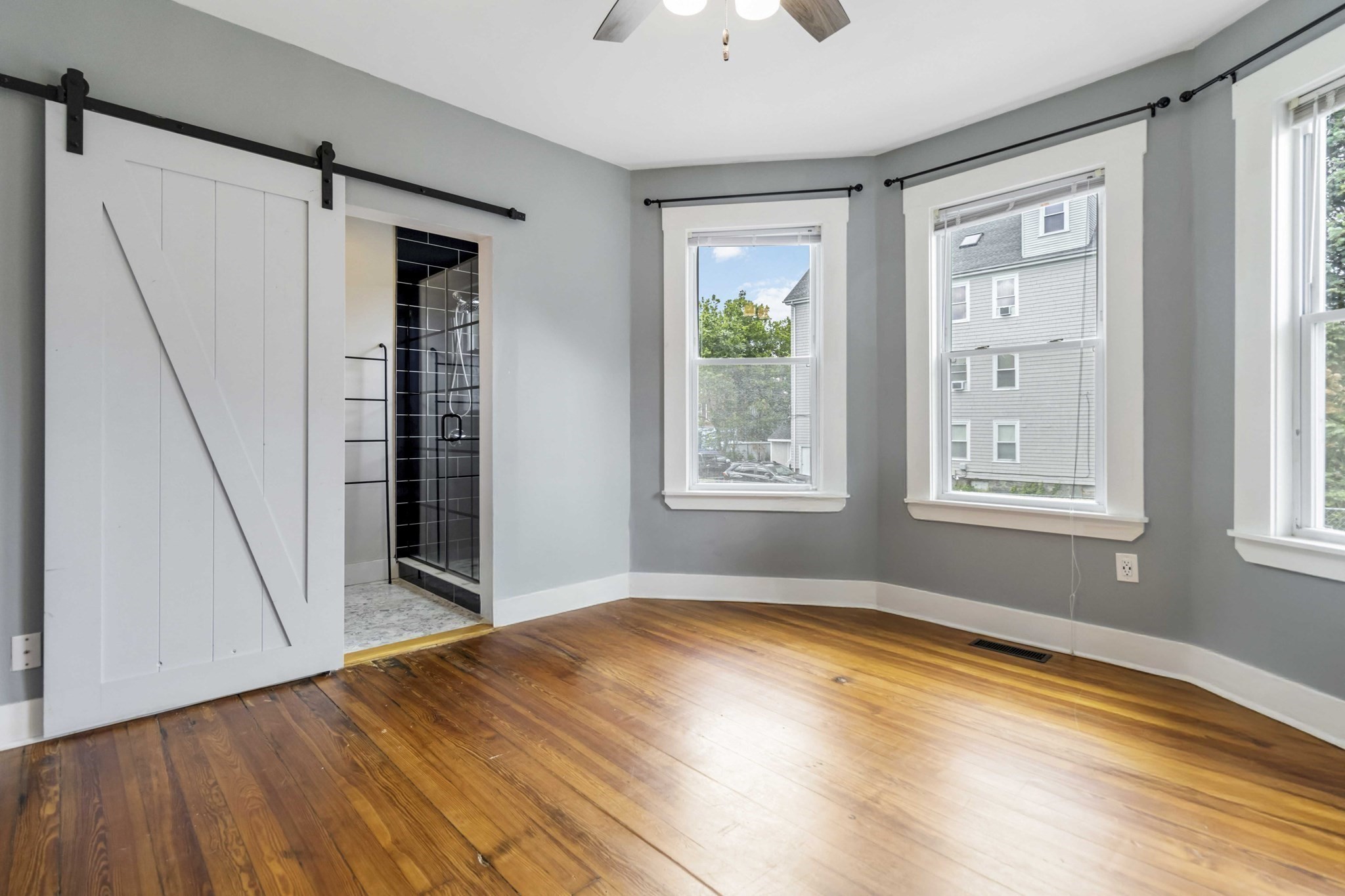 dorchester - #73401519
