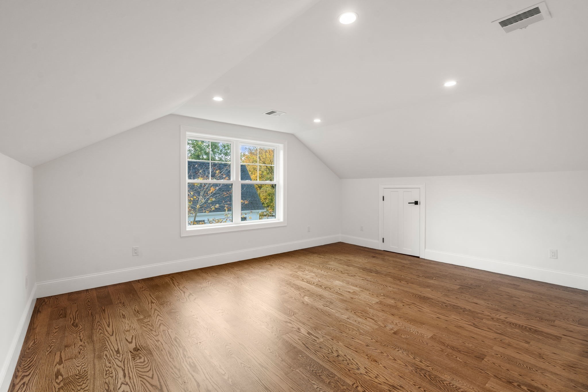 201 Lowell Road, Wellesley, MA 02481 - Image 17