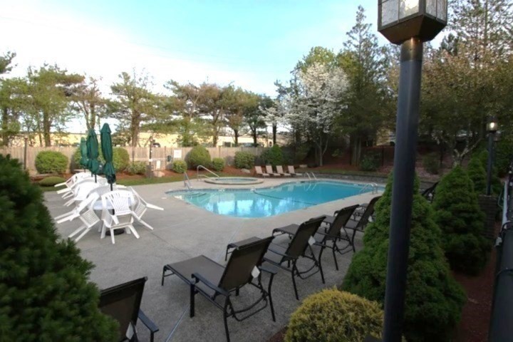saugus - #73401594