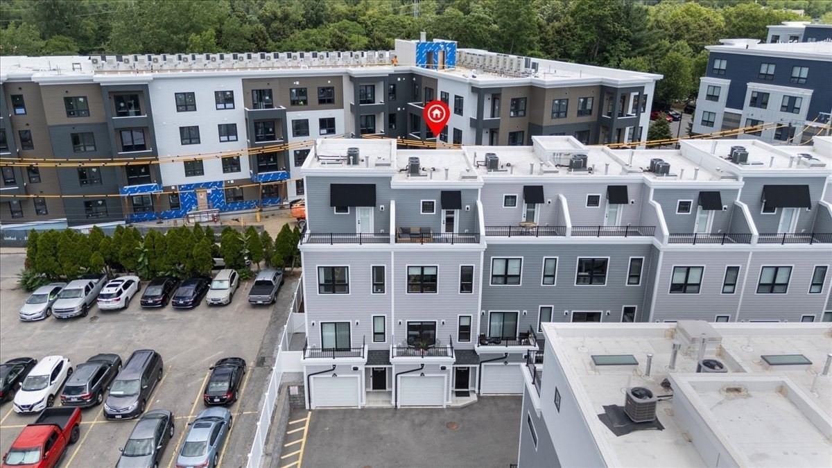 196 Gardner  Unit 196, West Roxbury, Boston, MA 02132