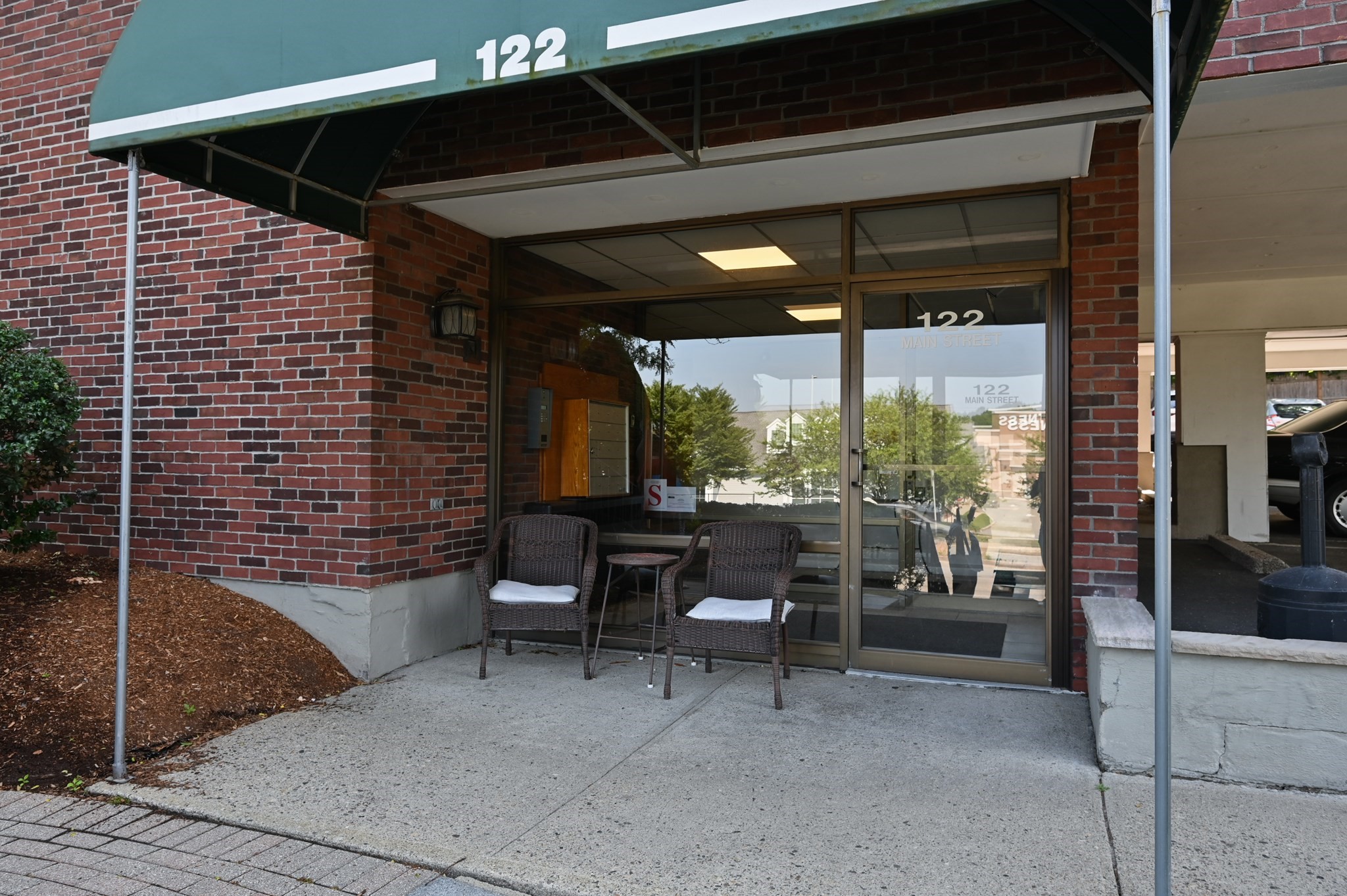 stoneham - #73401699