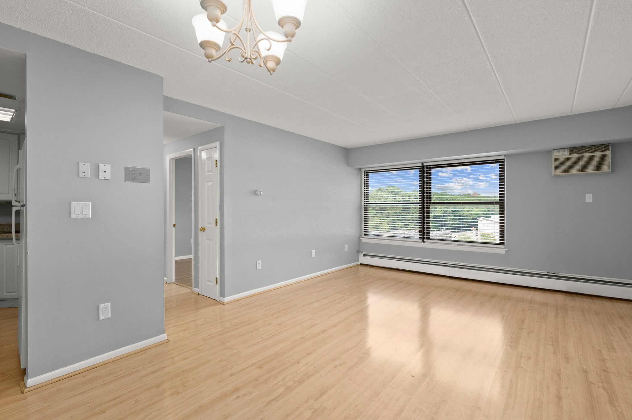 stoneham - #73401699