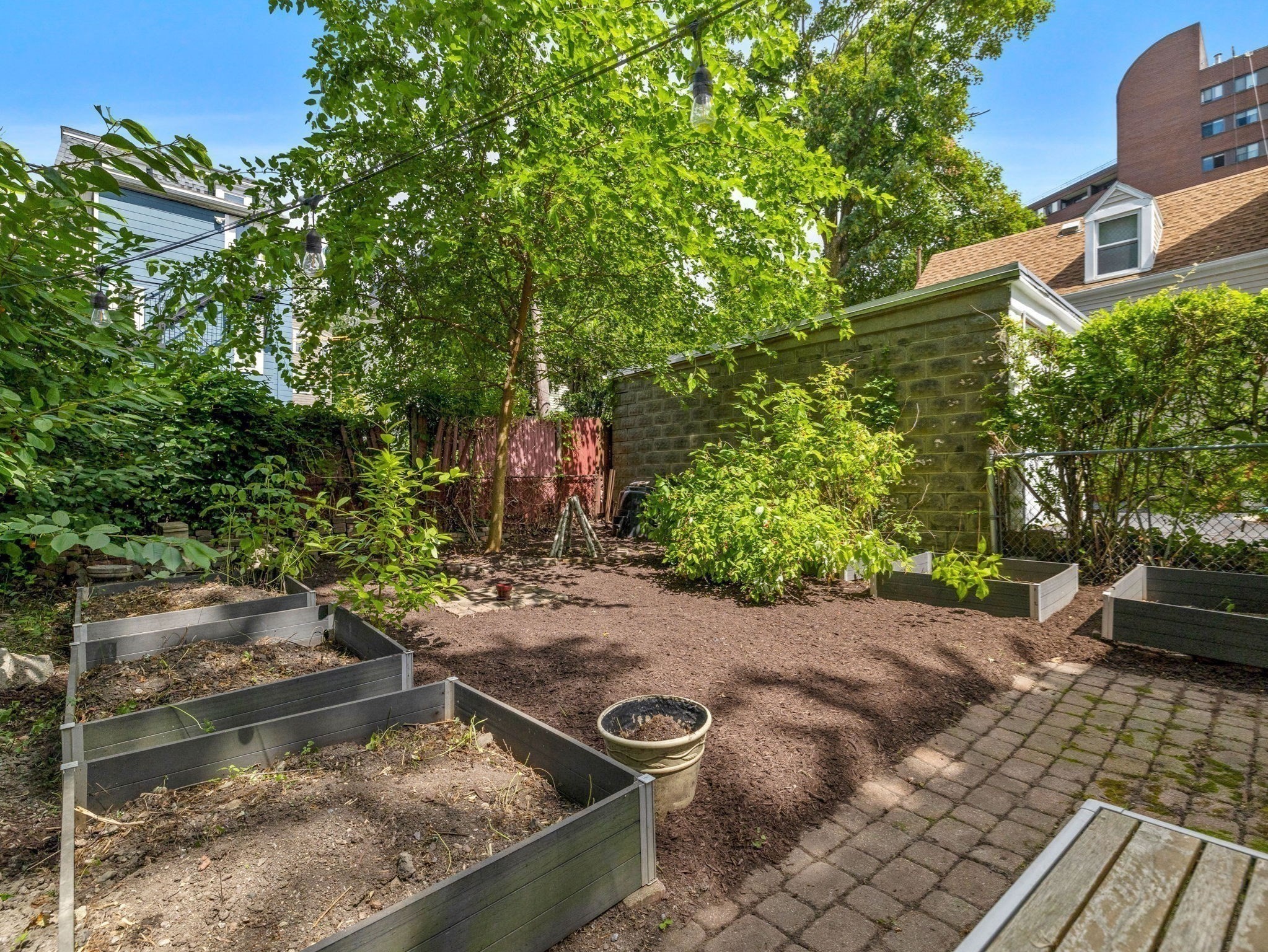 somerville - #73401704