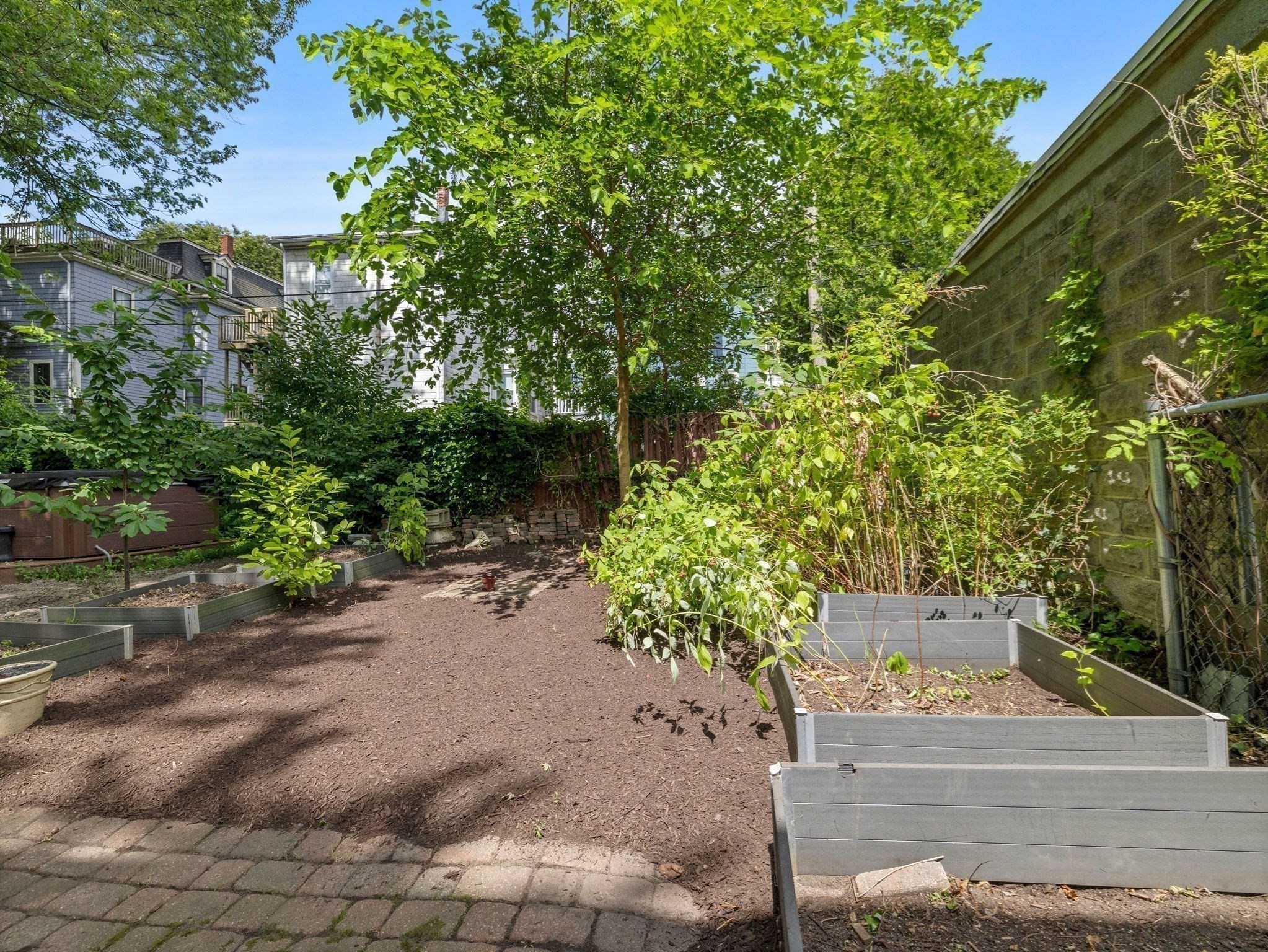 somerville - #73401704