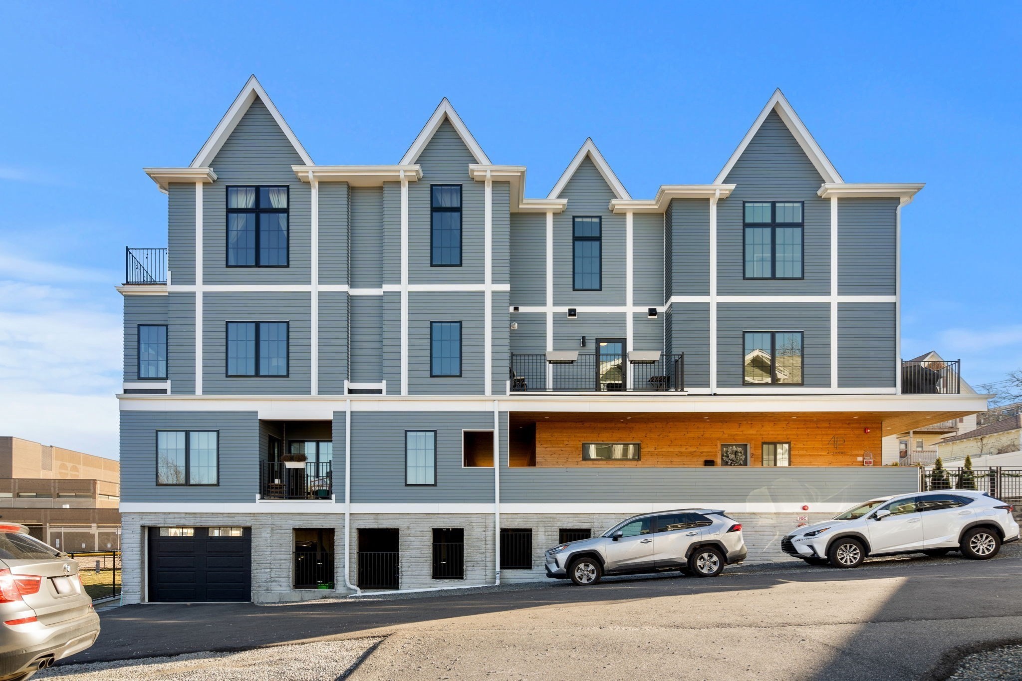 dorchester - #73401747