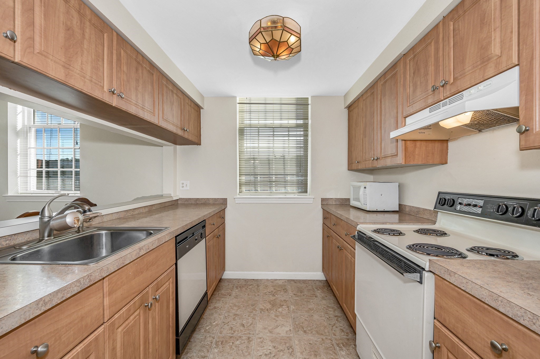 north-andover - #73401760