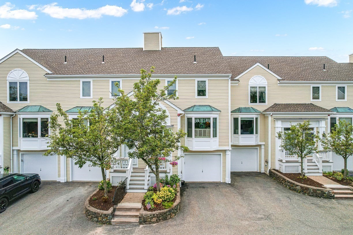 danvers - #73401813